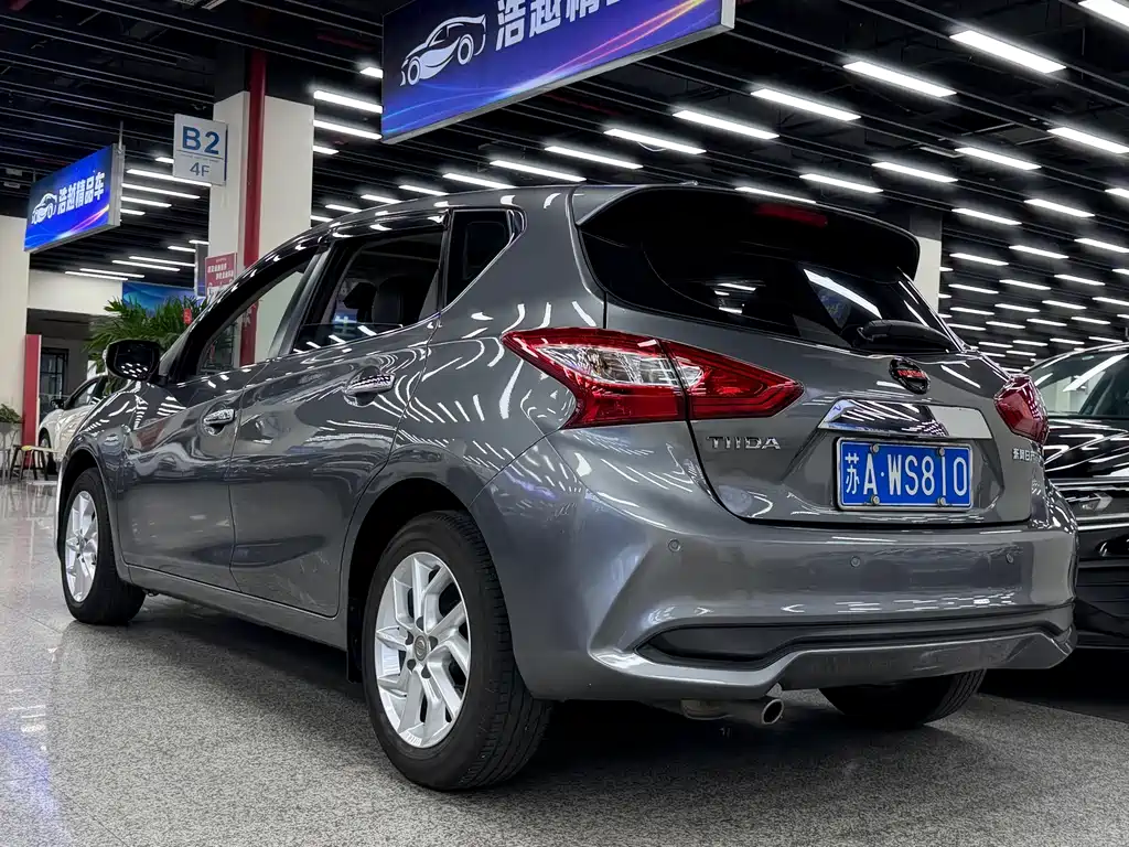 Nissan Tiida — миниатюра 23