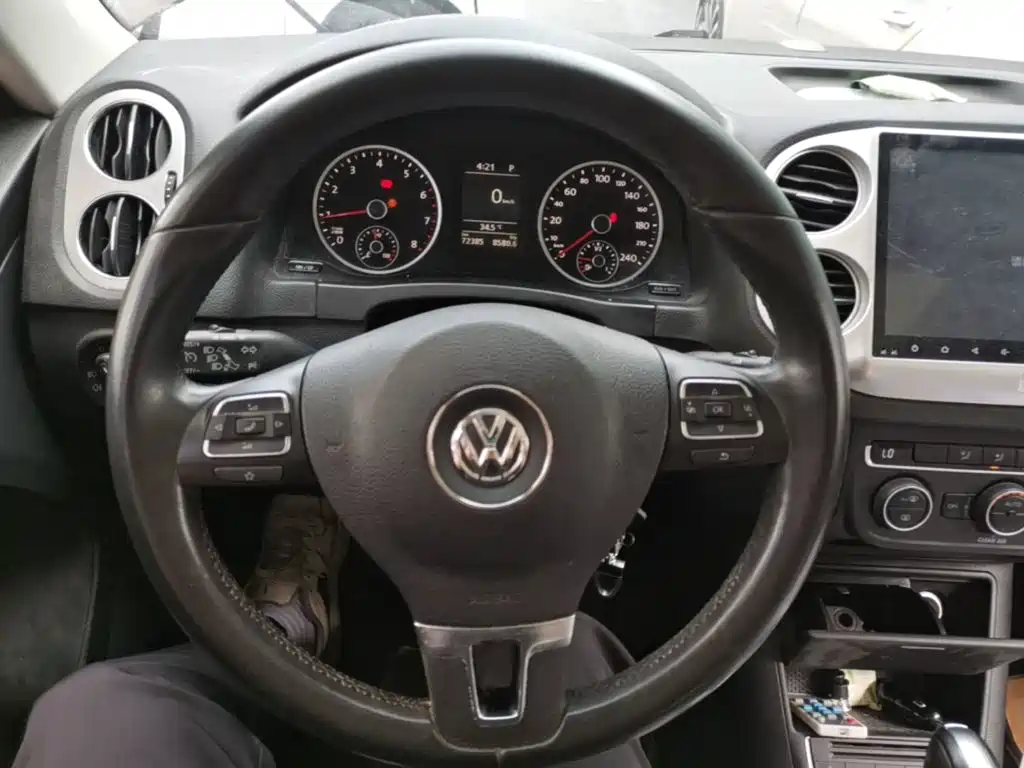 Volkswagen Tiguan — миниатюра 3