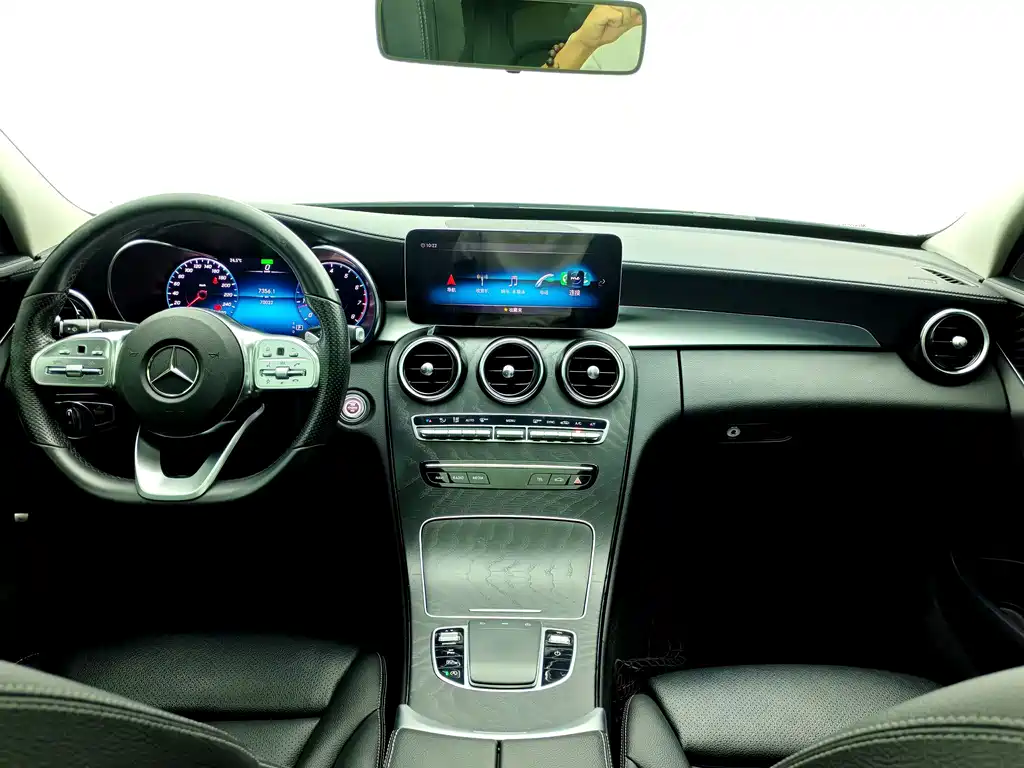 Mercedes-Benz C-Class — миниатюра 9