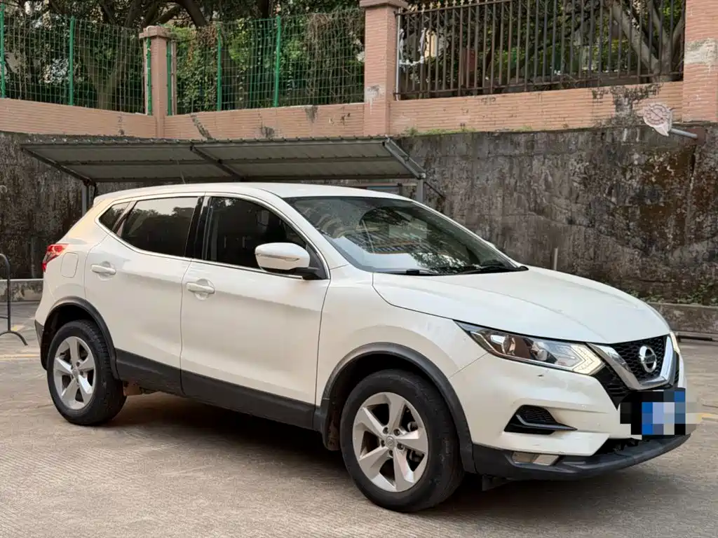 Nissan Qashqai — миниатюра 3