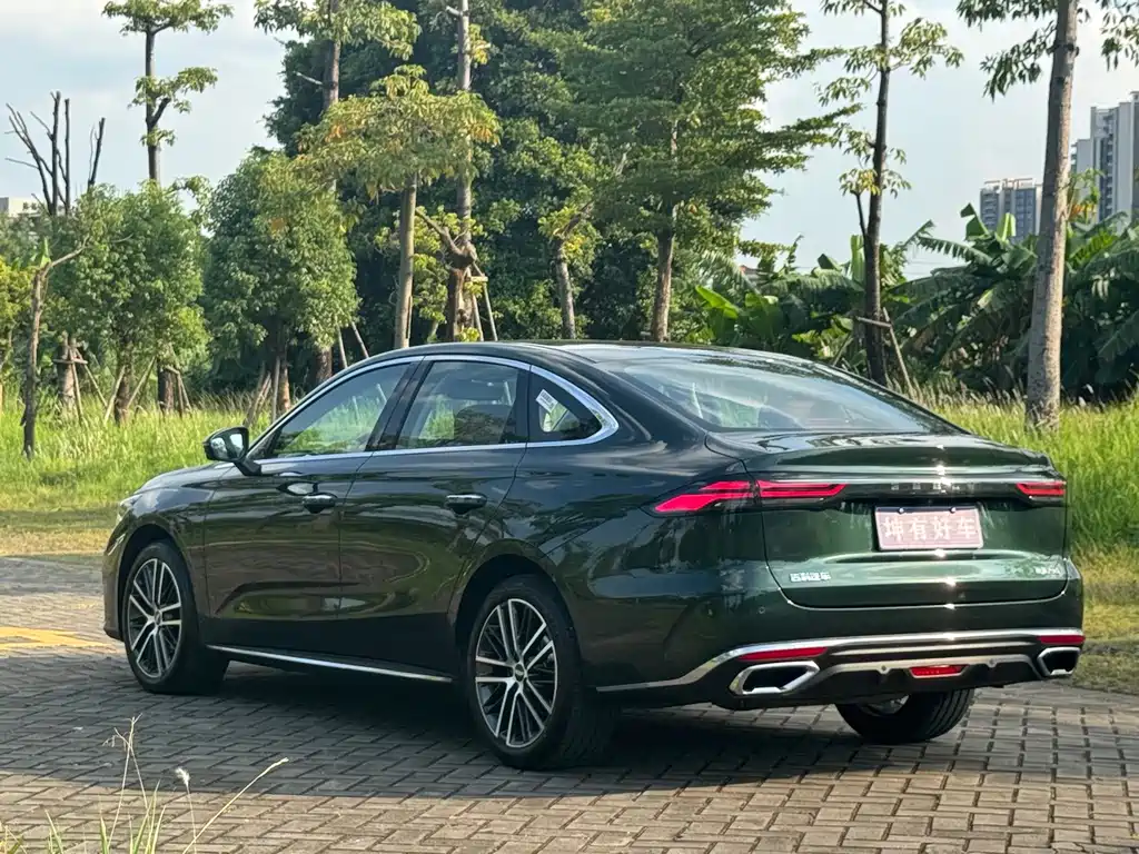 Geely Emgrand - фото 5