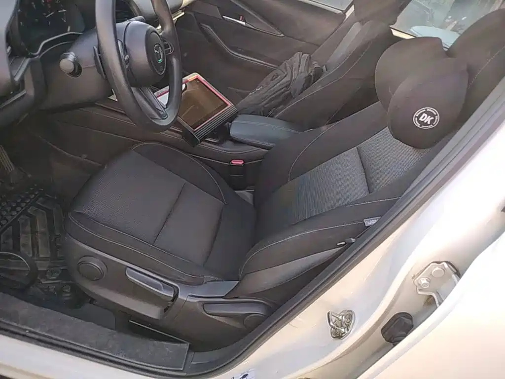 Mazda CX-30 EV — миниатюра 15