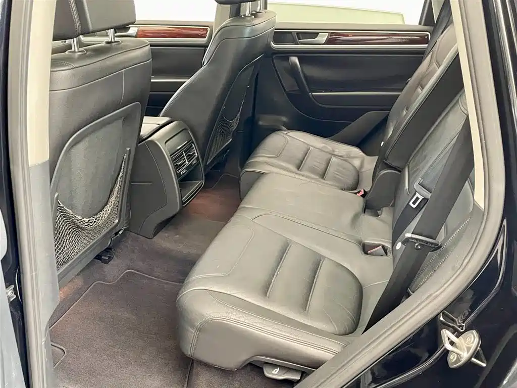 Volkswagen Touareg 2011 3.0TSI