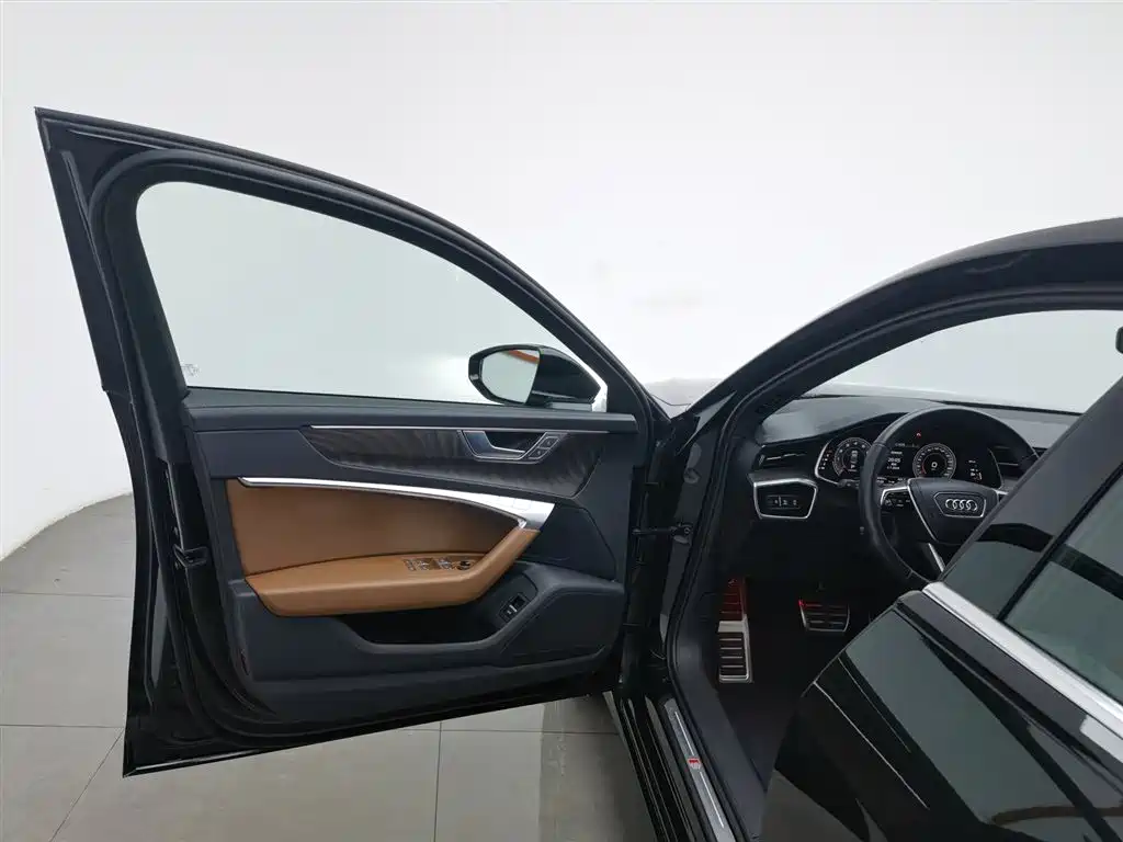 Audi A6L 2025 45 TFSI quattro