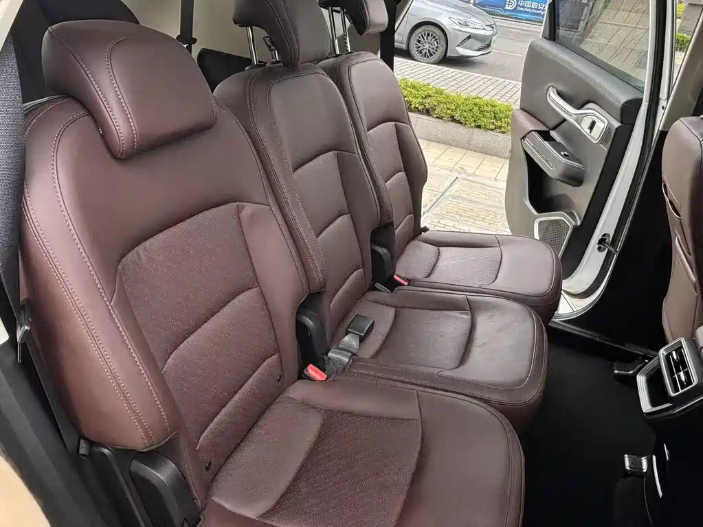 Geely Haoyue 1.8TD DCT Luxury Type 7 seats, фото 24