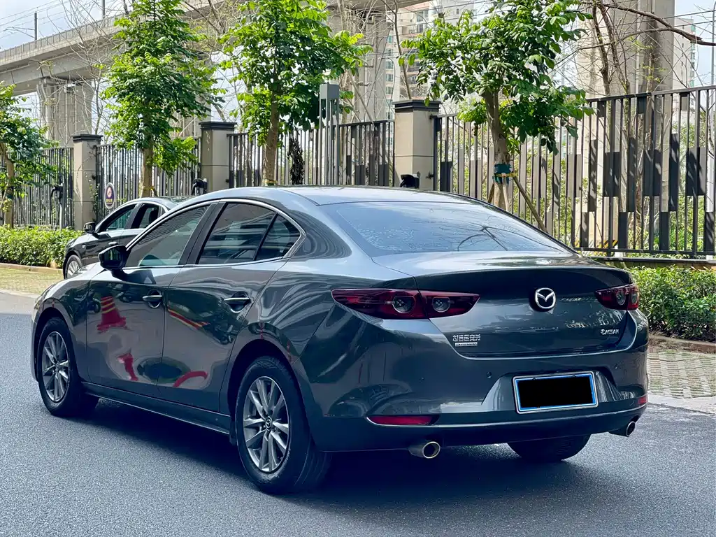 MAZDA 3 ANGKESAILA