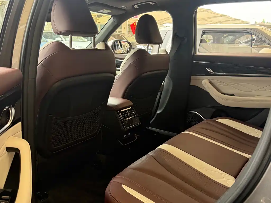 Geely Xingyue L — миниатюра 6