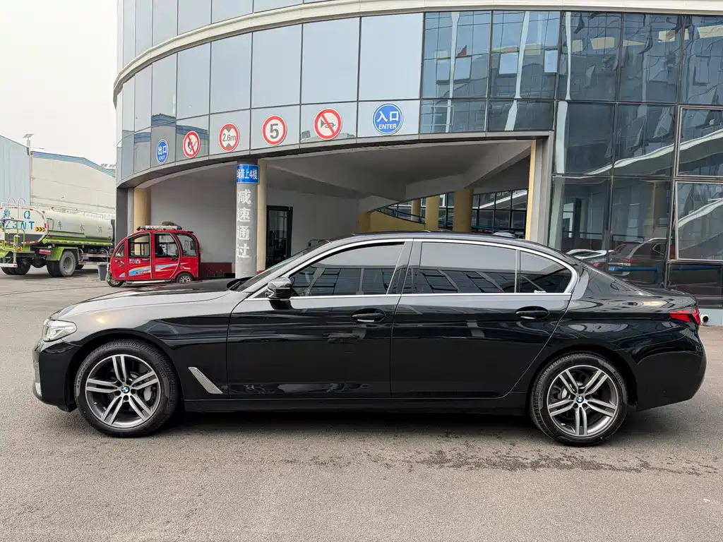 BMW 5 Series 5 2021 530Li Lead Luxury