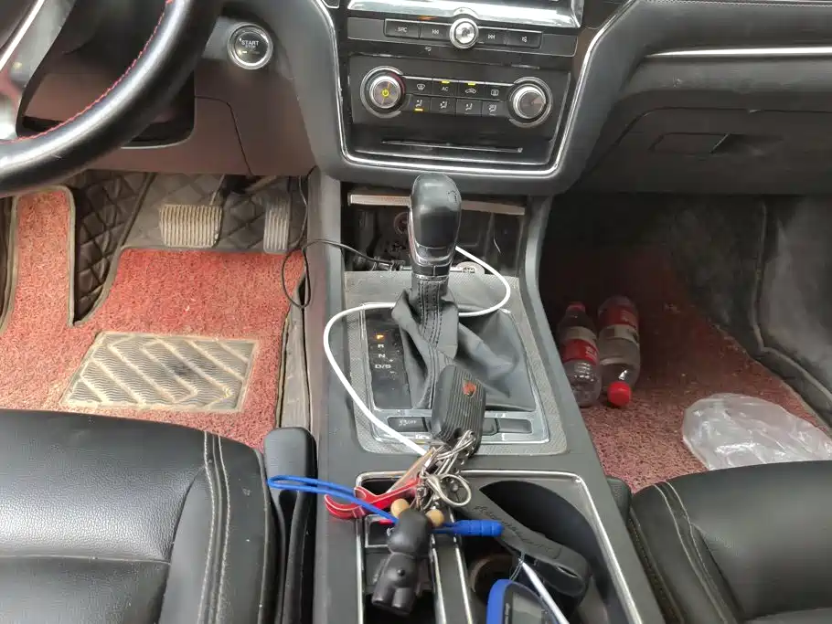Roewe Roewe i6 Classic — миниатюра 16