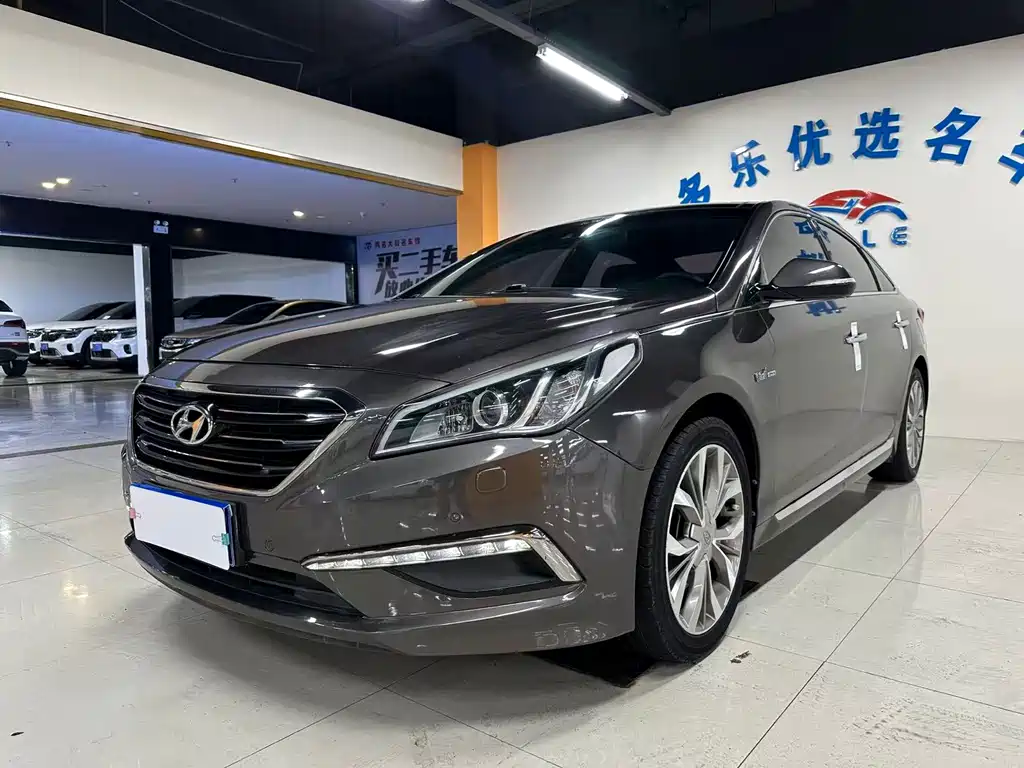 Купить Hyundai Sonata