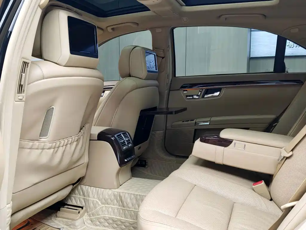 Mercedes-Benz S-Class — миниатюра 5