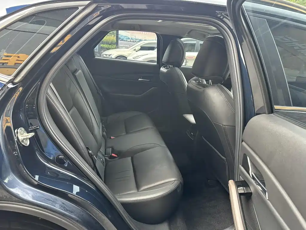 Mazda CX-30 — миниатюра 10