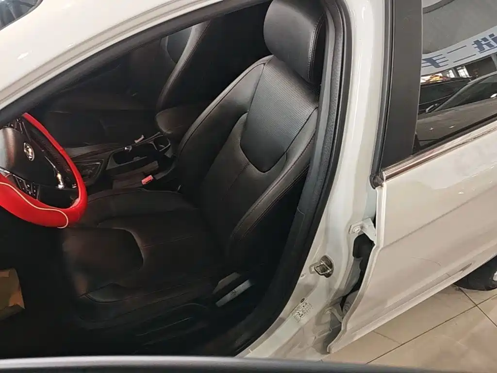 Chery Arrizo 5 — миниатюра 15