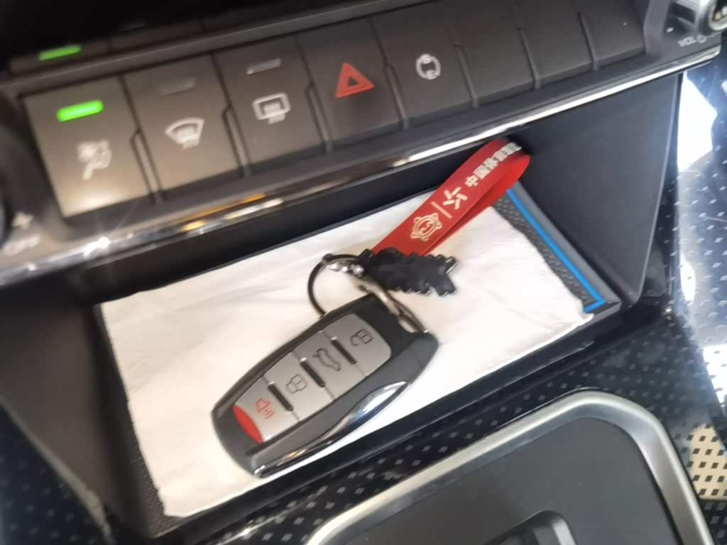Haval Haval M6 1.5 л 2021 г. Белый, пробег 42699 км