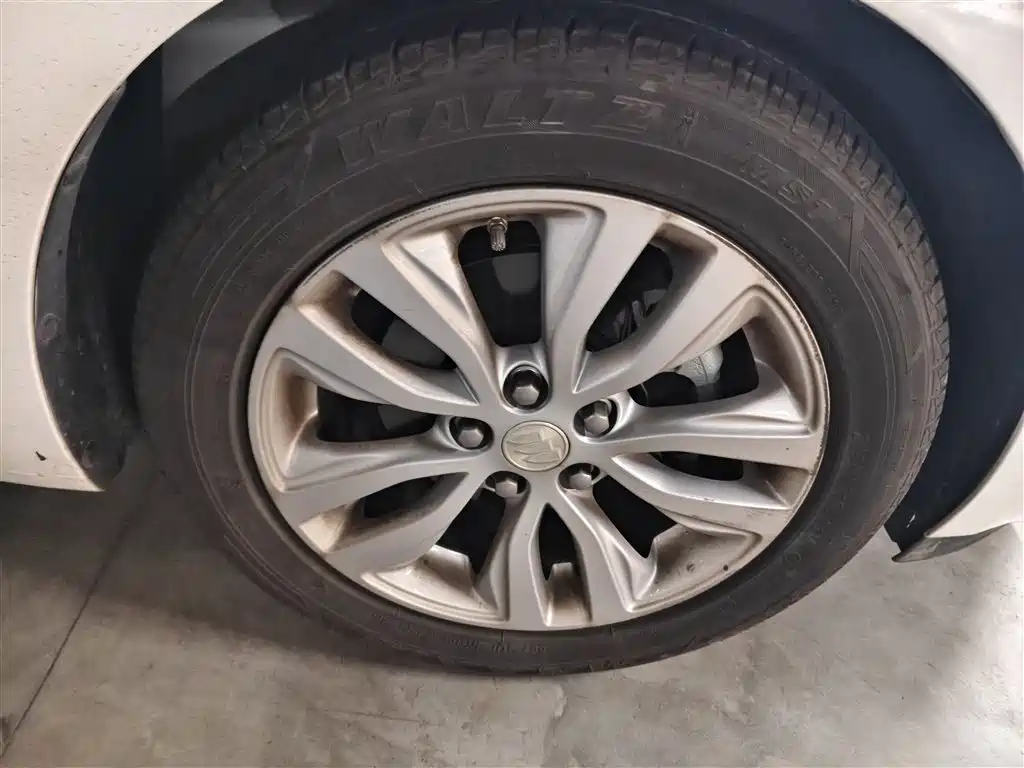 Buick Excelle — фотографии объявления, Фото 27