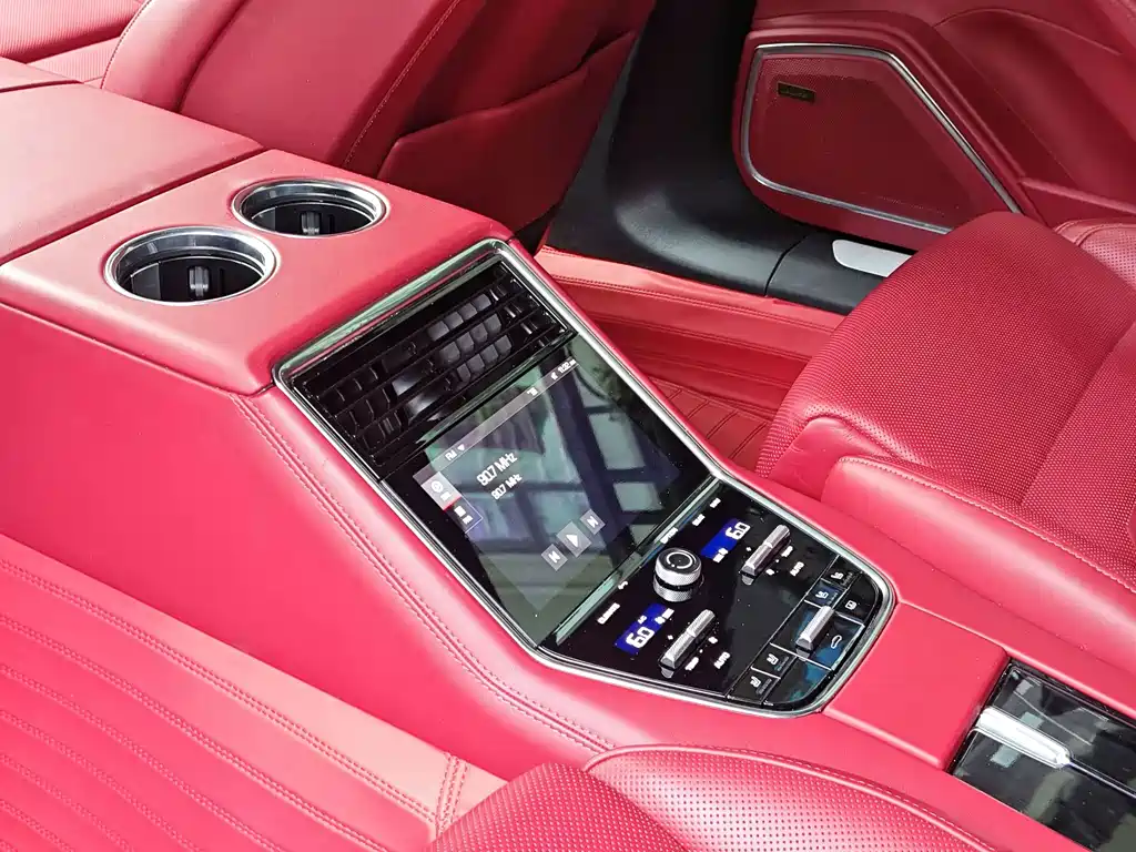 Porsche Panamera — миниатюра 15