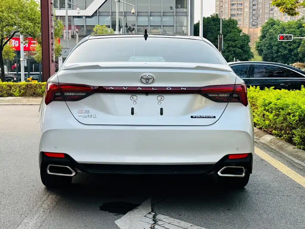 Toyota Avalon 2023 2.5L Touring Luxury
