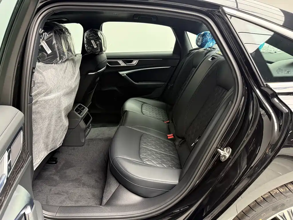 Audi A6L — миниатюра 15