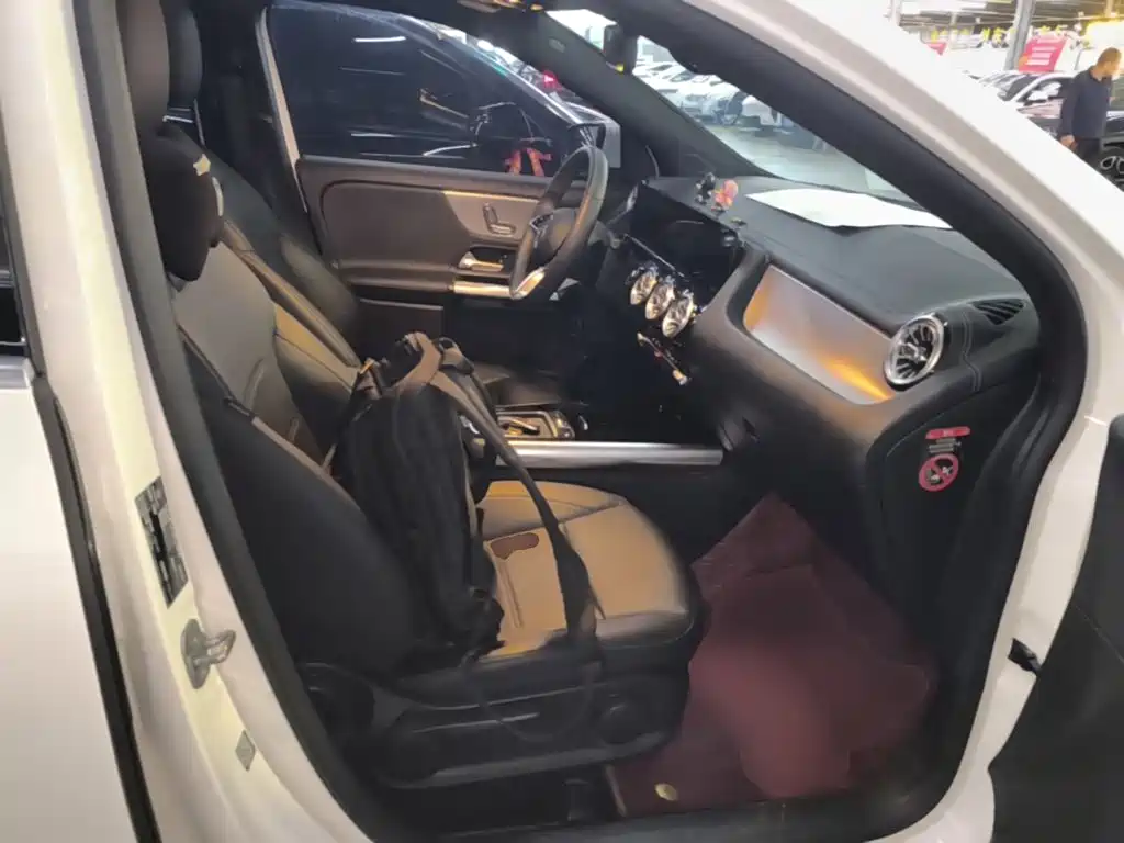 Mercedes-Benz GLA — миниатюра 25