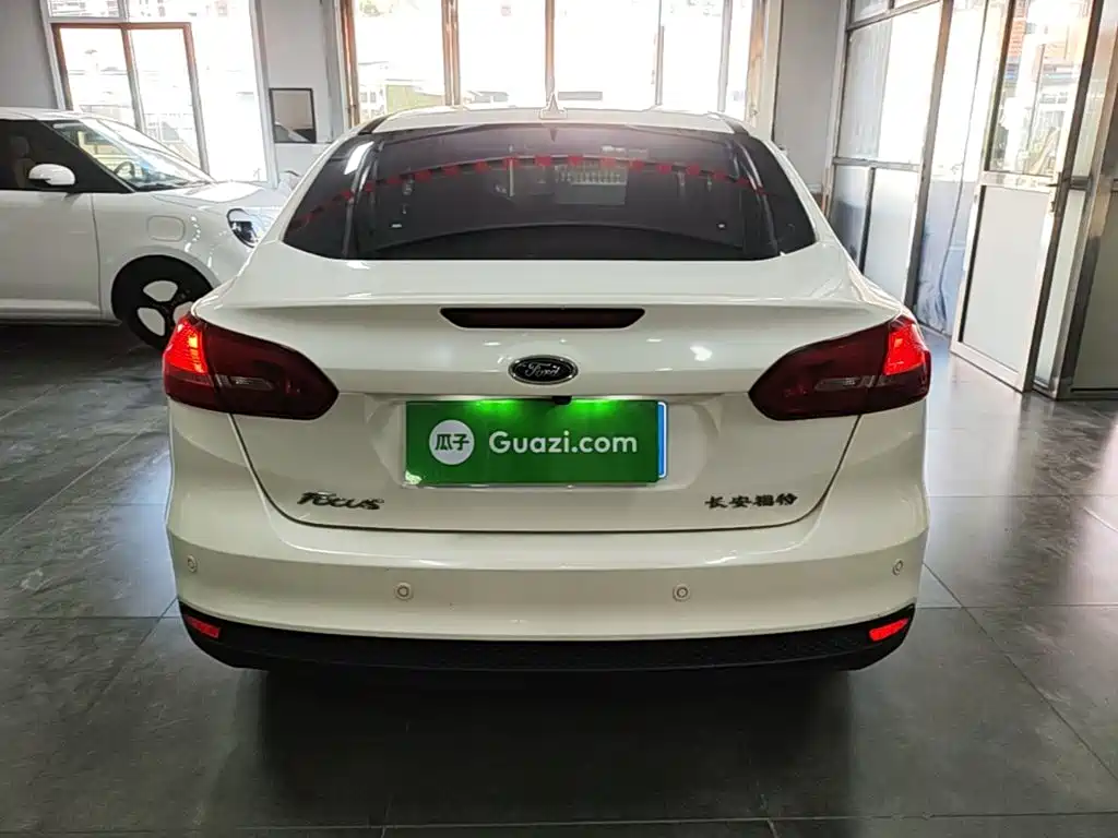 Ford Focus — миниатюра 6