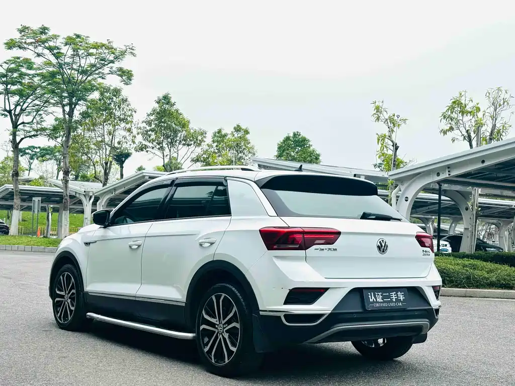 Volkswagen T-Roc 2018 280TSI DSG Comfort V