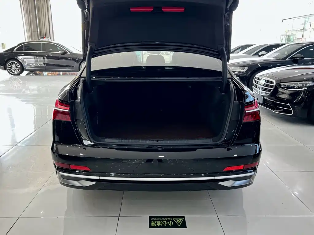Audi A6L — миниатюра 23