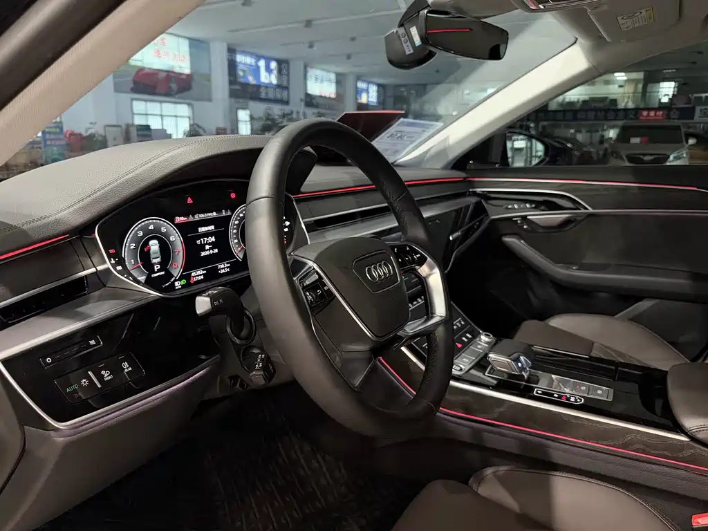 Audi A8 — миниатюра 12