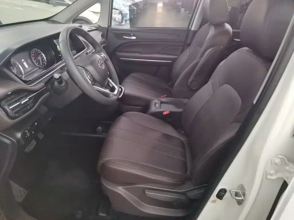 GAC Motor Trumpchi M6 — миниатюра 11