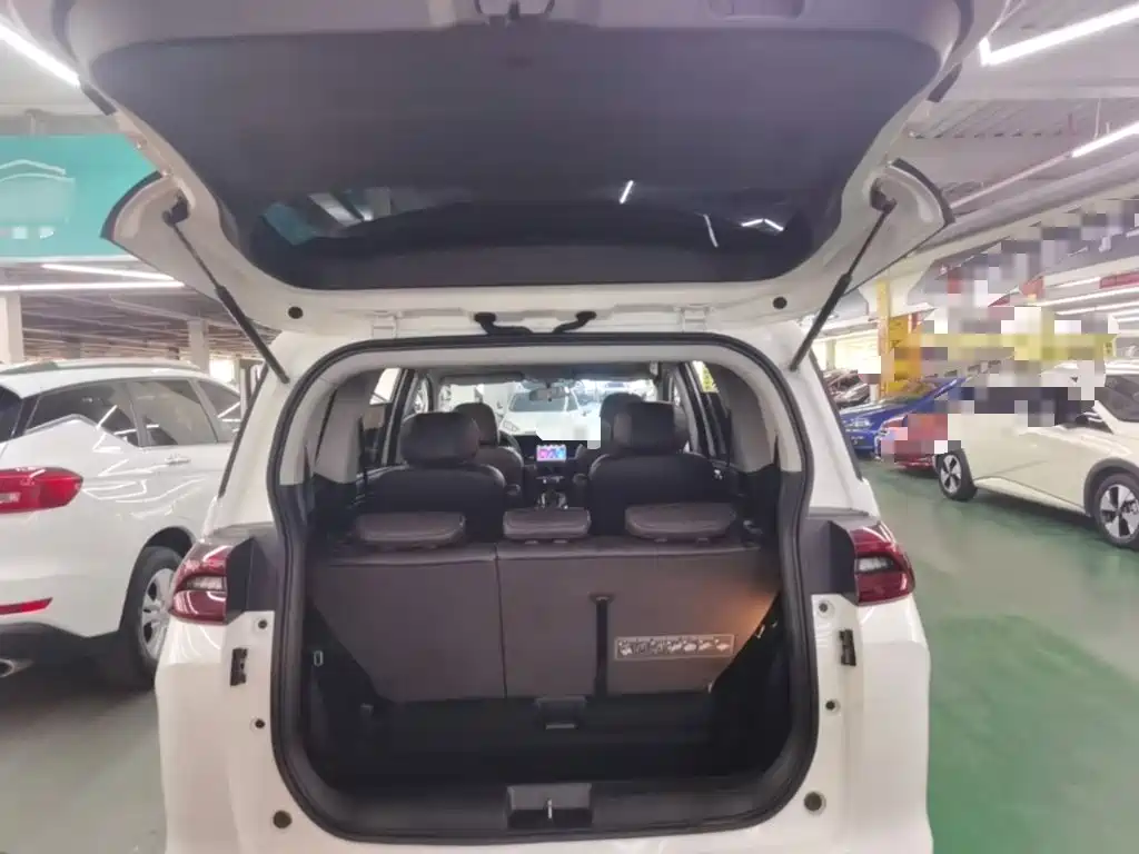 GAC Motor Trumpchi M6 — миниатюра 15