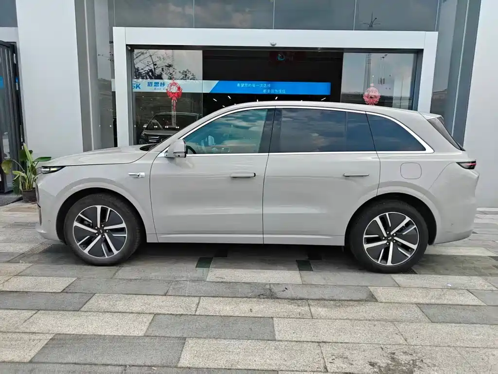 Li Auto Li L6 — миниатюра 3