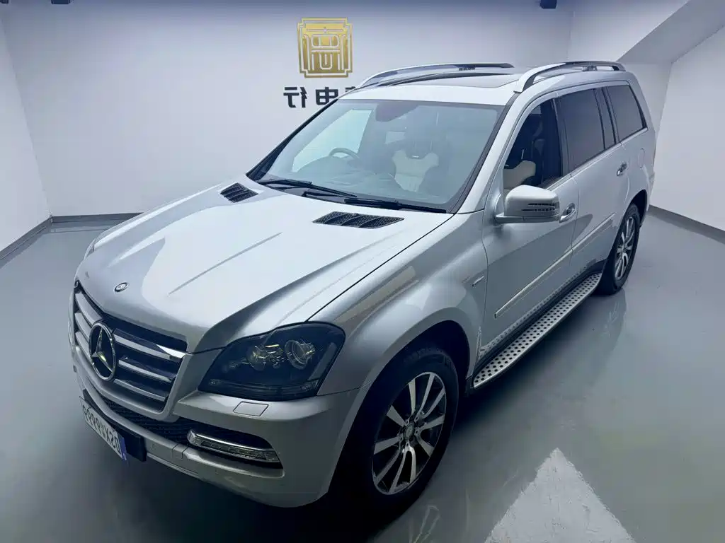 Mercedes-Benz GL-Class — миниатюра 7