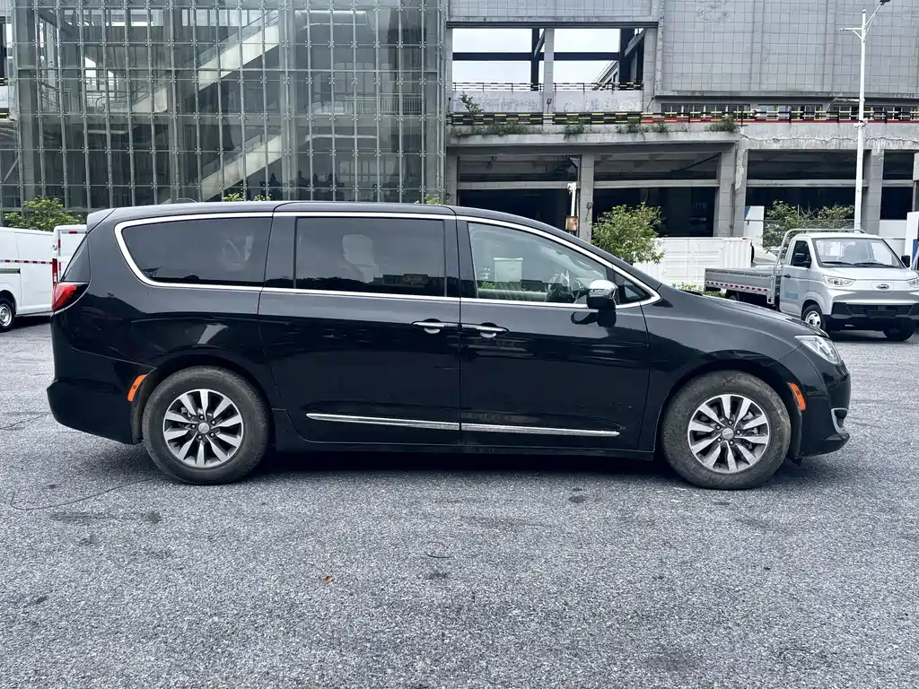 Chrysler Grand VoyagerPHEV PHEV 2019 3.6L