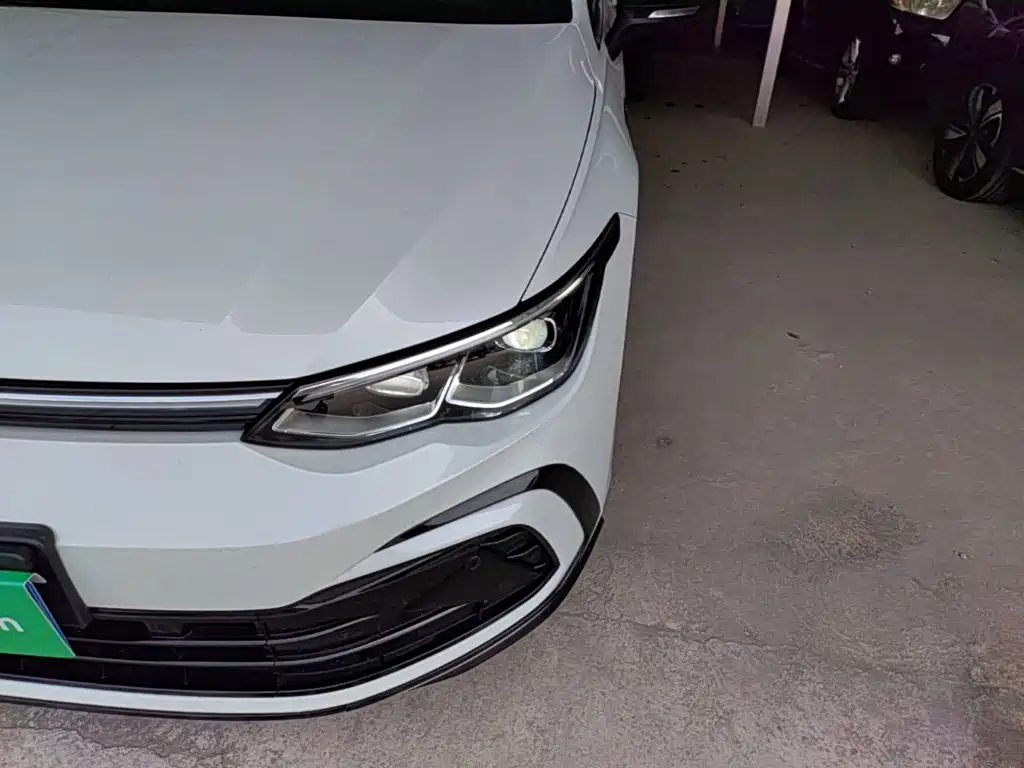 Volkswagen Golf — миниатюра 24