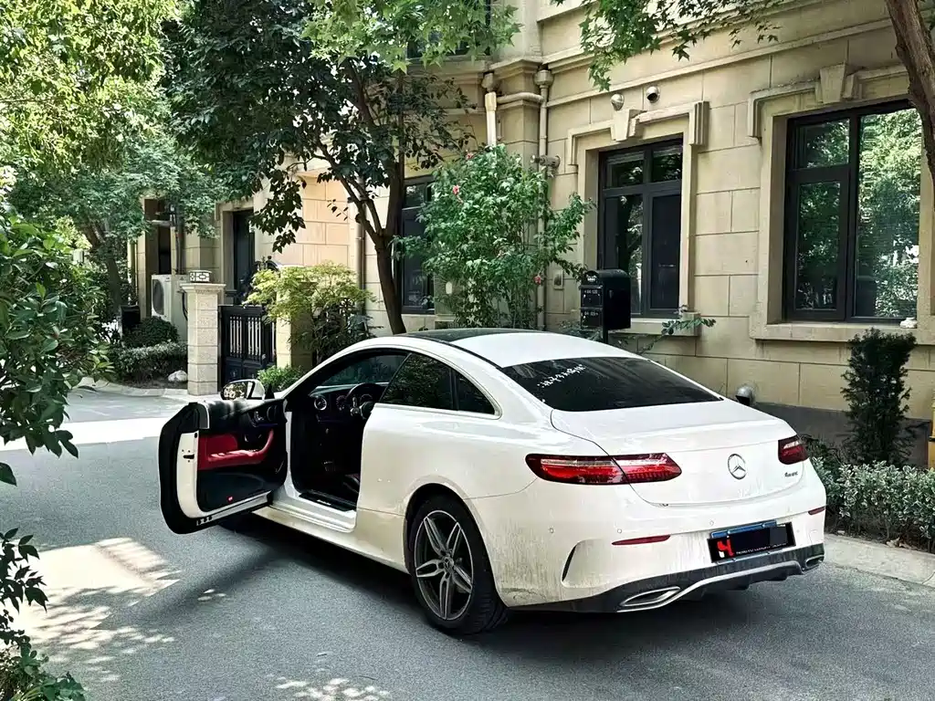 Mercedes-Benz E-Class (Import) — миниатюра 8