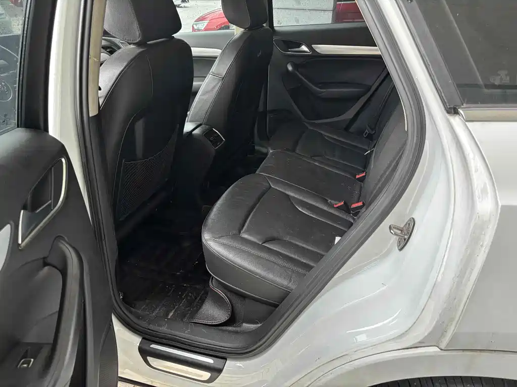Audi Q3 — миниатюра 6