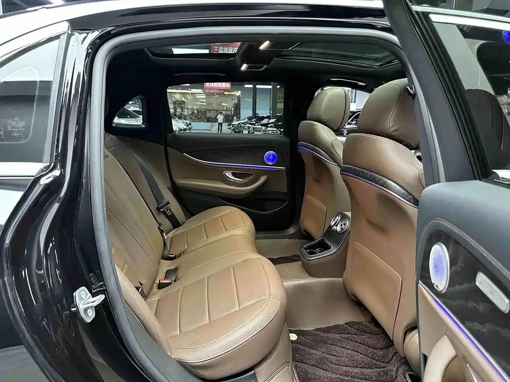 Mercedes-Benz E-Class New Energy — миниатюра 7