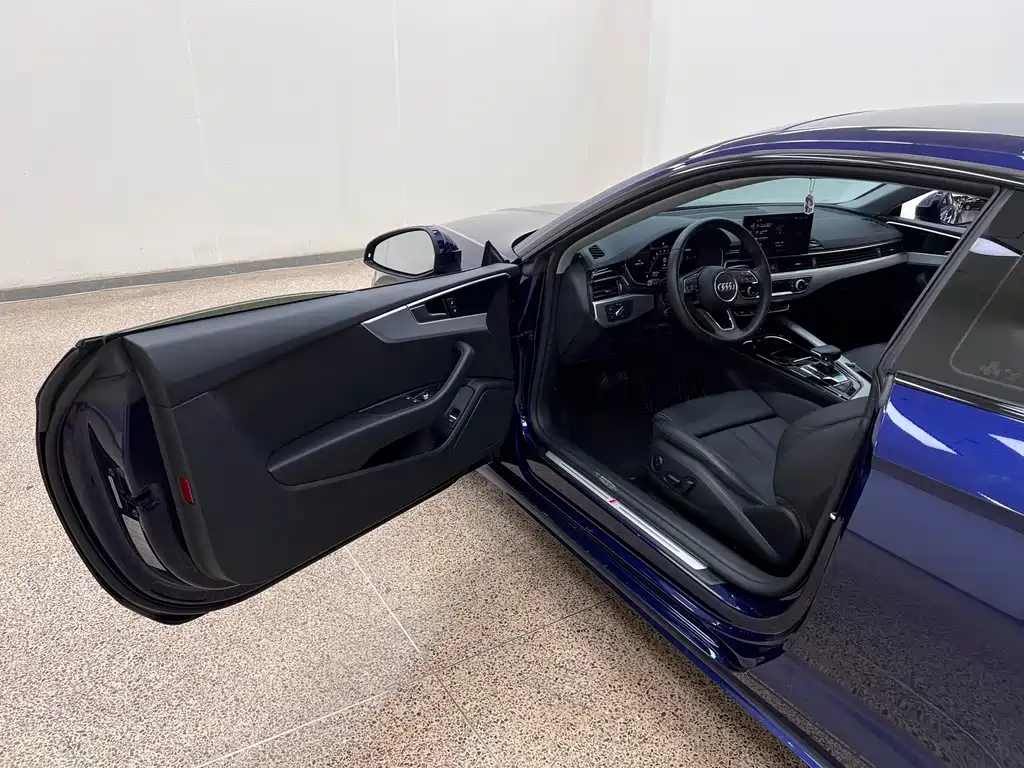 Audi A5 (Import) — миниатюра 12