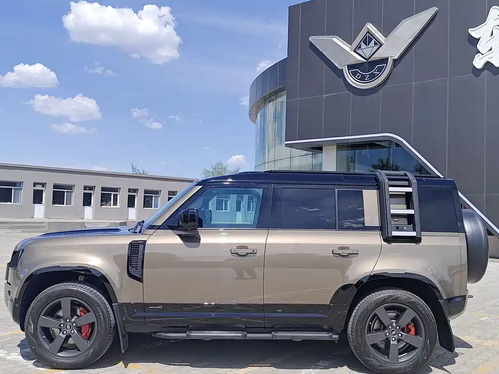 Land Rover Defender — миниатюра 5