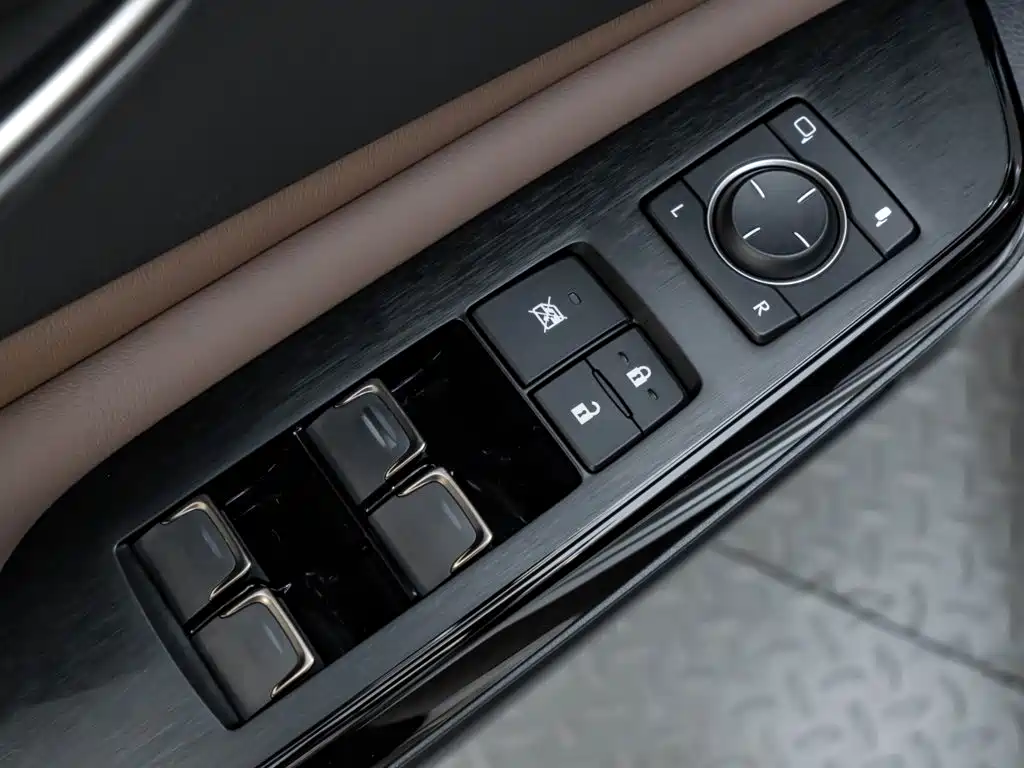 Lexus ES — миниатюра 24