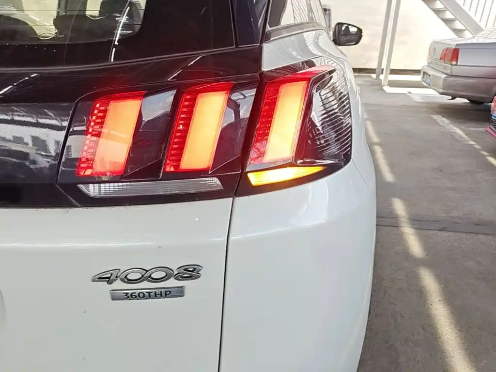 Peugeot 4008 — миниатюра 8