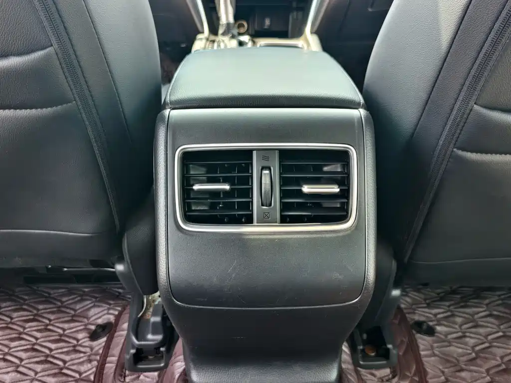 Honda Accord — миниатюра 24