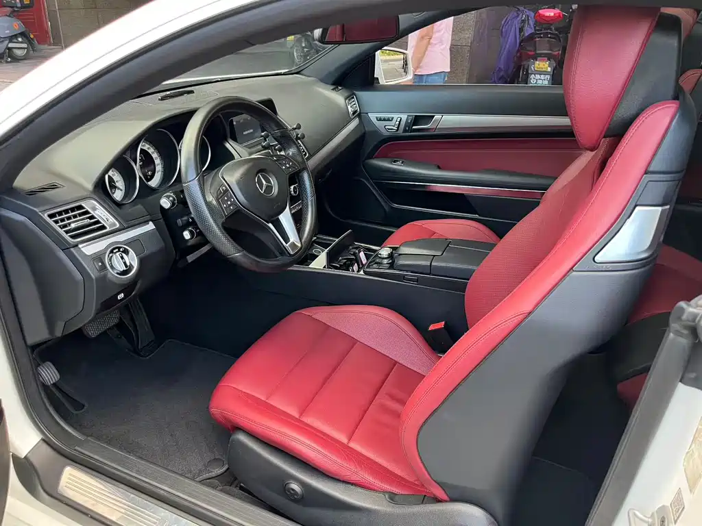Mercedes-Benz E-Class (Import) — миниатюра 7