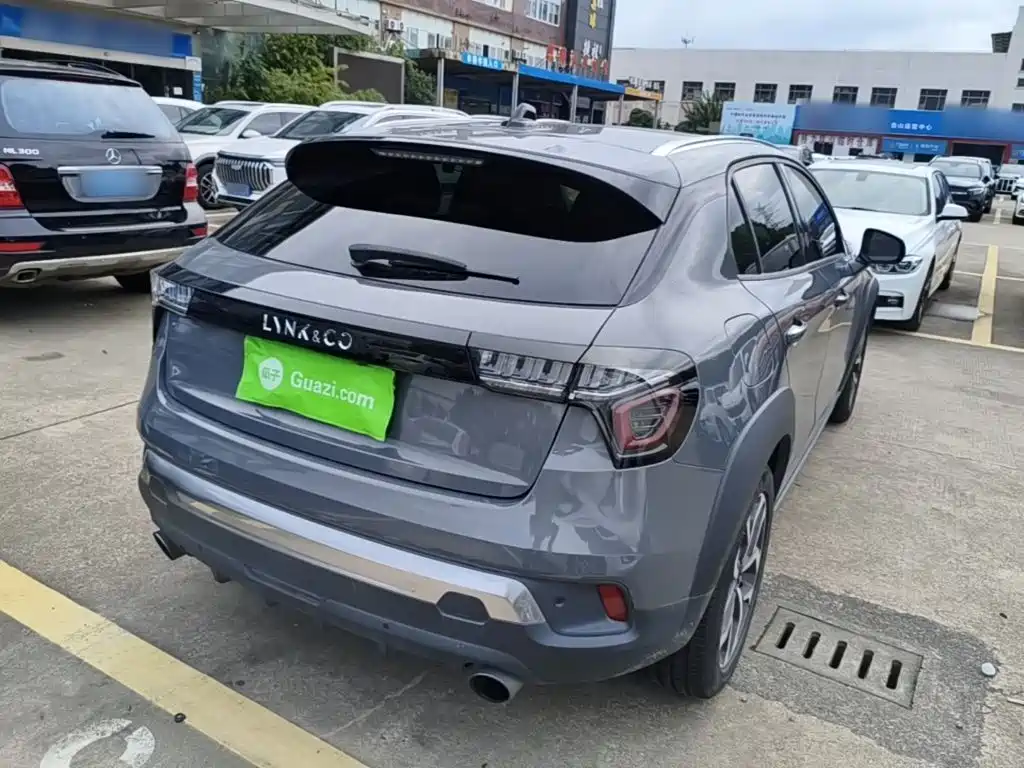 Lynk & Co 02 — миниатюра 7