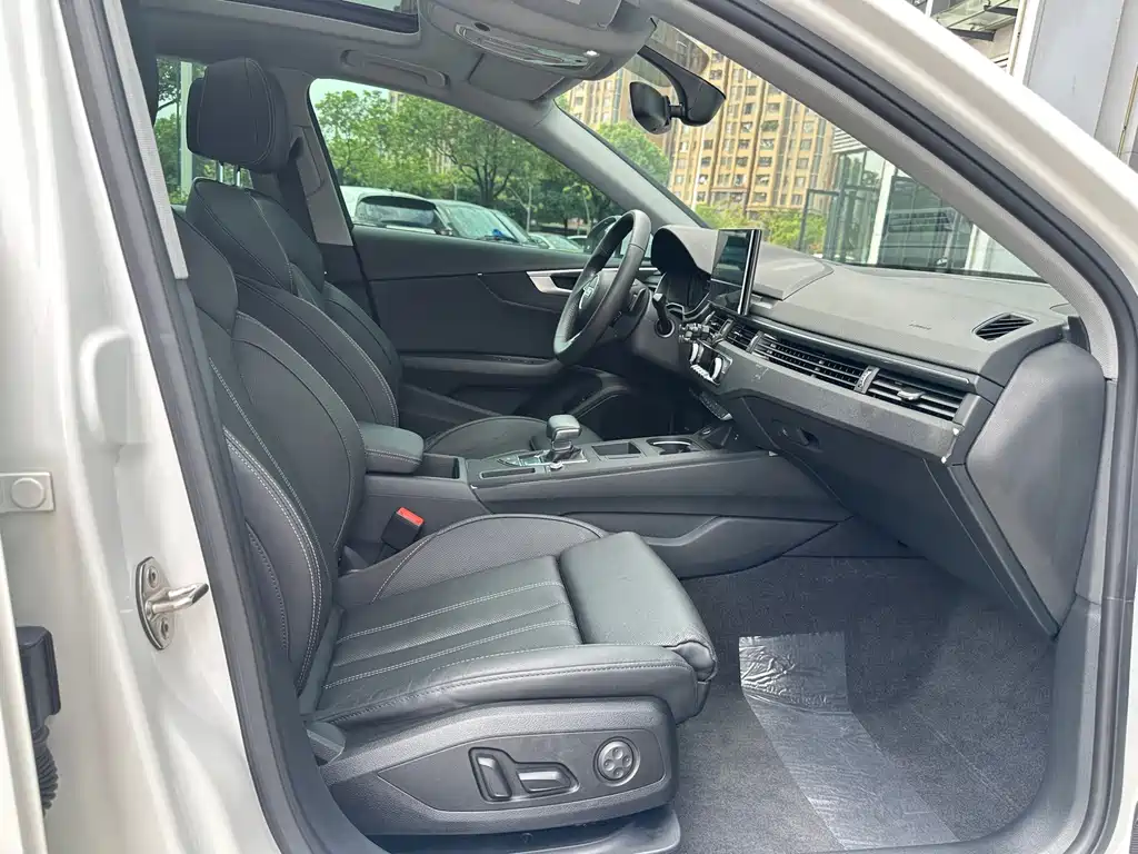 Audi A4L — миниатюра 19
