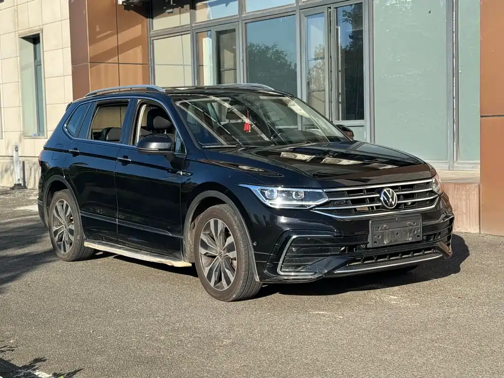 Volkswagen Tiguan L 2021 — фото 3