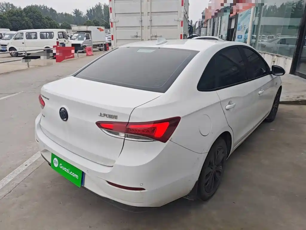 Buick Excelle — миниатюра 7