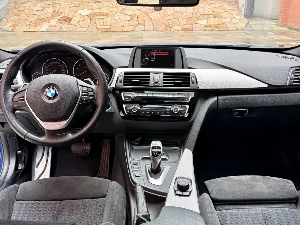 BMW 3 Series 3 2017 320i M Sport
