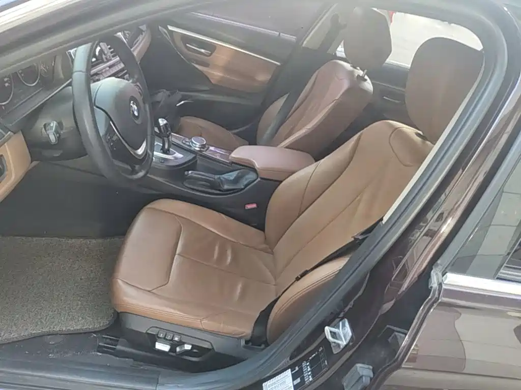 BMW 3 Series — миниатюра 15