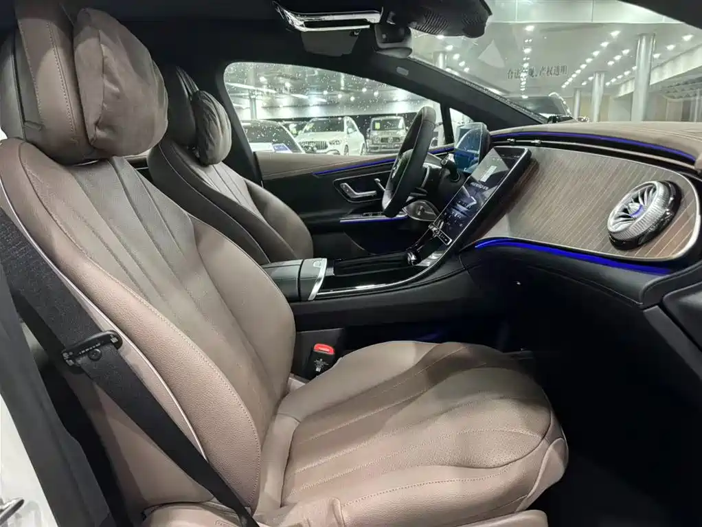 Mercedes-Benz EQE — миниатюра 19