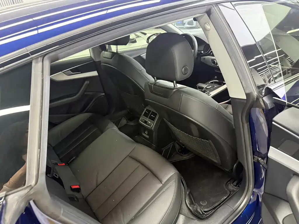 Audi A5 (Import) — миниатюра 7